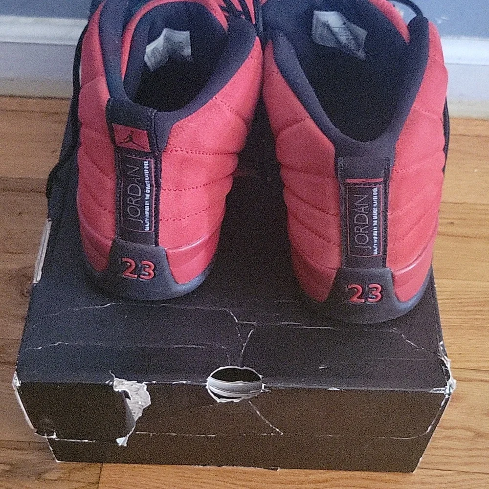 Air Jordan - Picture 3 of 10